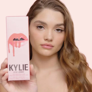 Kylie Cosmetics Velvet Lip Kit - 203 Party Girl