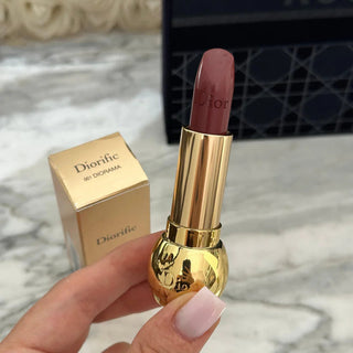 Buy Dior Rouge Diorific Mat Lipstick - 590 Troublante - Cult Beauty Pakistan