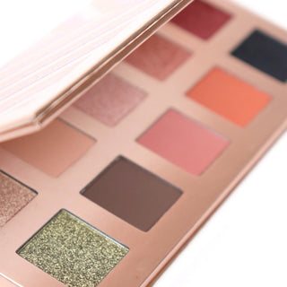 Buy MAC Rose Gilded Eye Shadow Palette - Cult Beauty Pakistan
