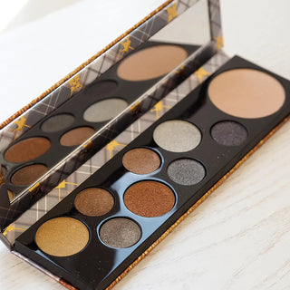 Buy MAC Girls Qween Supreme Eyeshadow Palette - Cult Beauty Pakistan