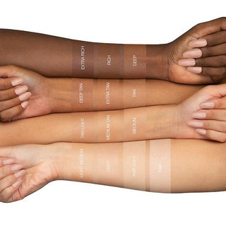 Huda Beauty GloWish Luminous Pressed Powder Foundation - 03 Light