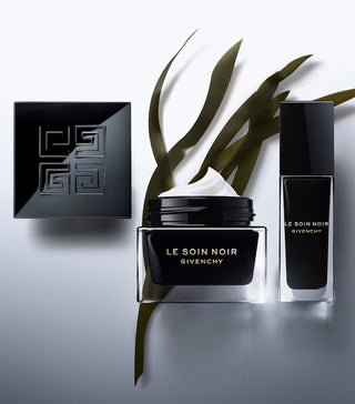 Givenchy Le Soin Noir Serum - 90ml