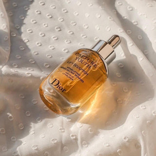 Buy Dior Capture Youth Lift Sculptor Age Delay Lifting Serum 30M - Cult Beauty Pakistan