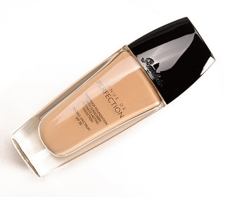 Buy Guerlain Light-Diffusing Foundation - 02 Light Beige - Cult Beauty Pakistan