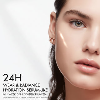 Buy Dior 24h Skin Glow Foundation - 2wo Warm Olive - Cult Beauty Pakistan