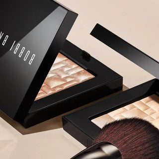 Bobbi Brown Highlighting Powder - Moon Glow