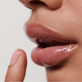 Buy La Mer The Lip Volumizer - 30 Sheer Pink - Cult Beauty Pakistan