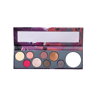 Buy MAC Girls Risk Taker Eyeshadow Palette - Cult Beauty Pakistan