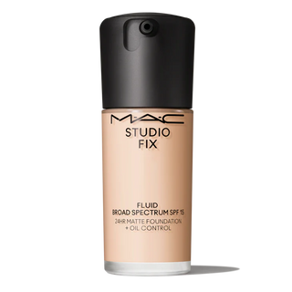 Buy MAC Studio Fix Fluid Foundation SPF 15 - NC10 - Cult Beauty Pakistan