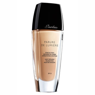 Guerlain Parure De Lumiere Light Diffusing Liquid Foundation - 02 Light Beige